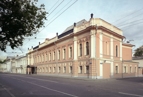 Президиум и выставочные залы Российской академии художеств