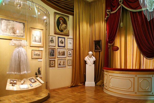 Санкт-Петербургский государственный музей театрального и музыкального искусства