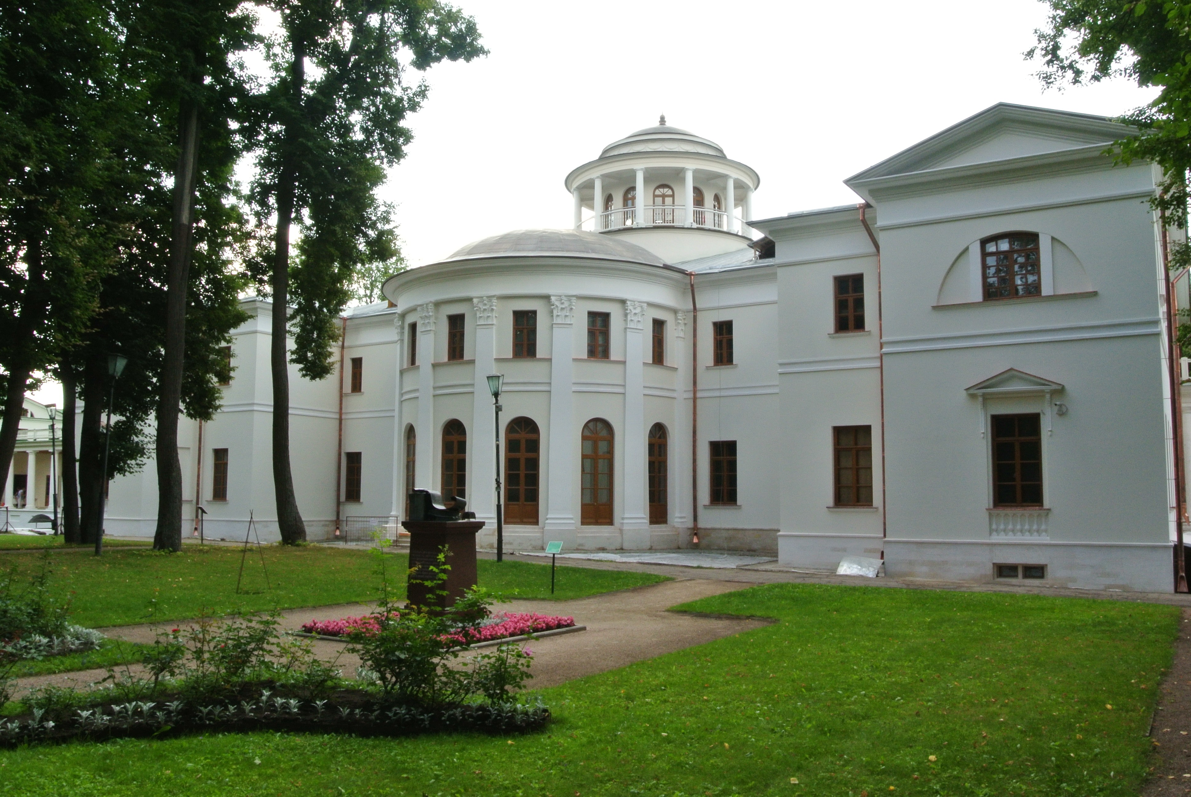 Государственный музей-усадьба «Остафьево» – «Русский Парнас»
